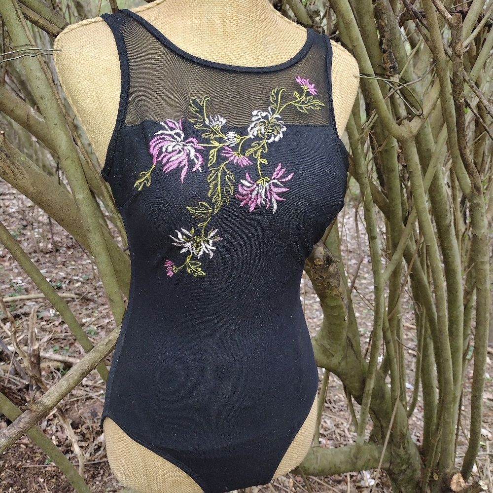 Longitude swimsuit size 6​